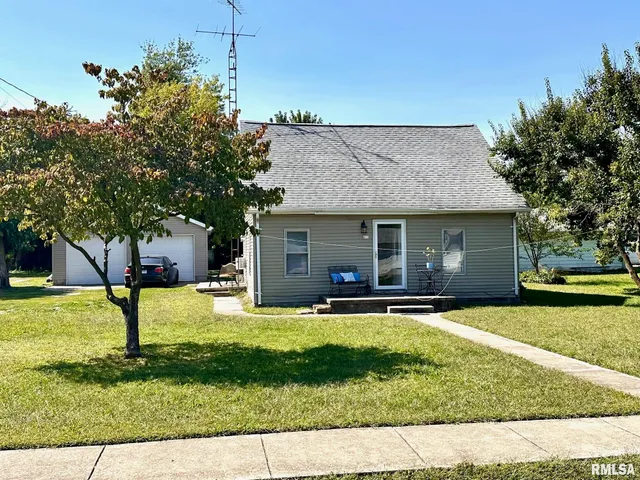 $75,000 | 615 Ash Street, Chapin, IL 62628