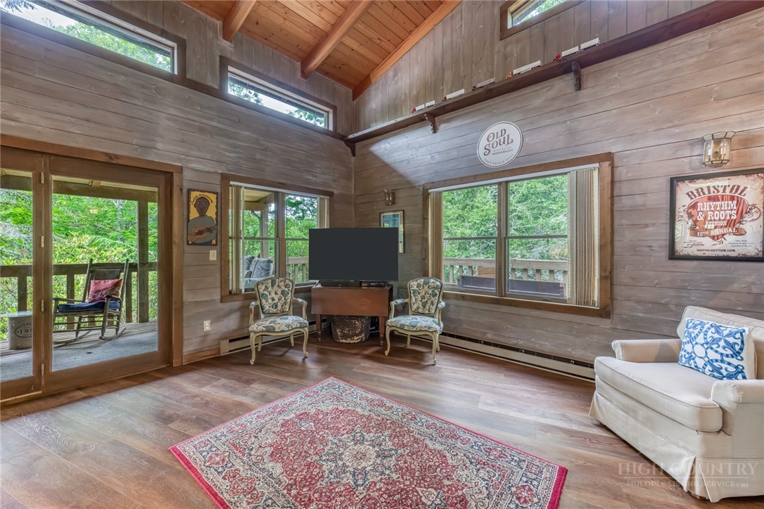 392 Locust Road Newland, NC 28657 - Photo 11 of 43