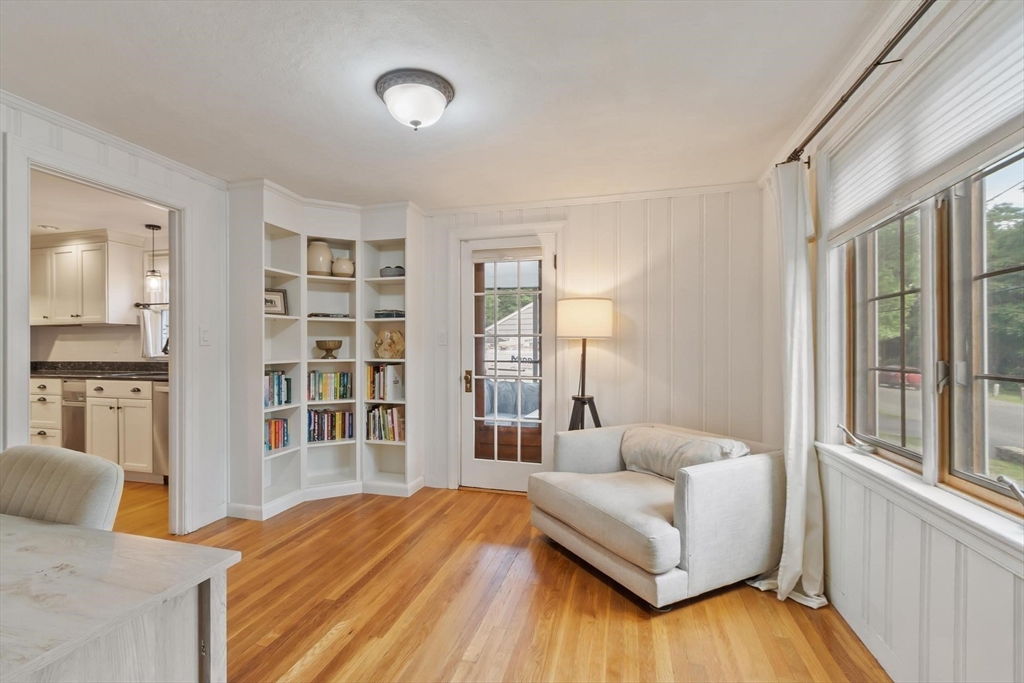463 Cedar Brook Road Lynn, MA 01904 - Photo 4 of 23
