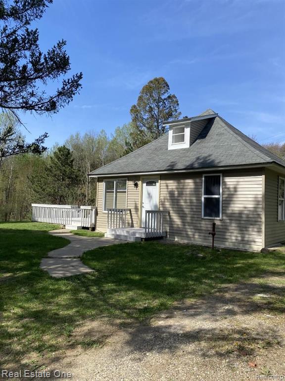 3147 Roods Lake Road Lapeer, MI 48446 - Photo 35 of 66