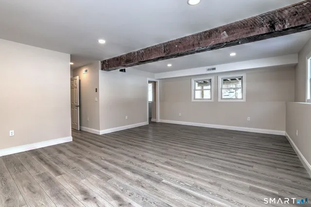 $895,000 | 109 Green Meadow Road, Milford, CT 06461