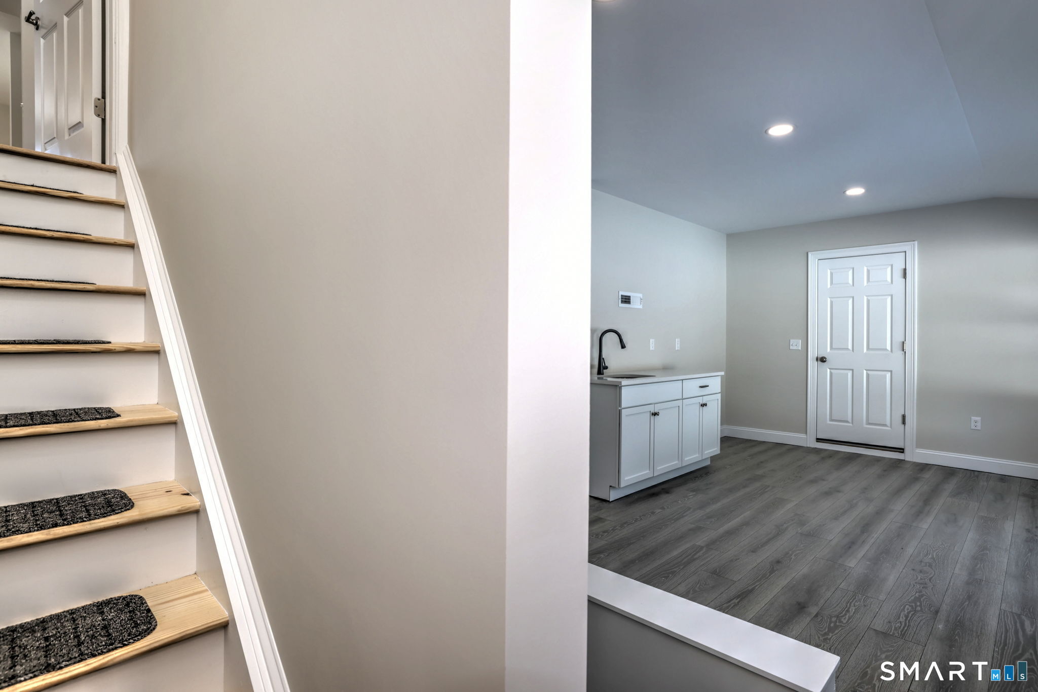 109 Green Meadow Road Milford, CT 06461 - Photo 25 of 28