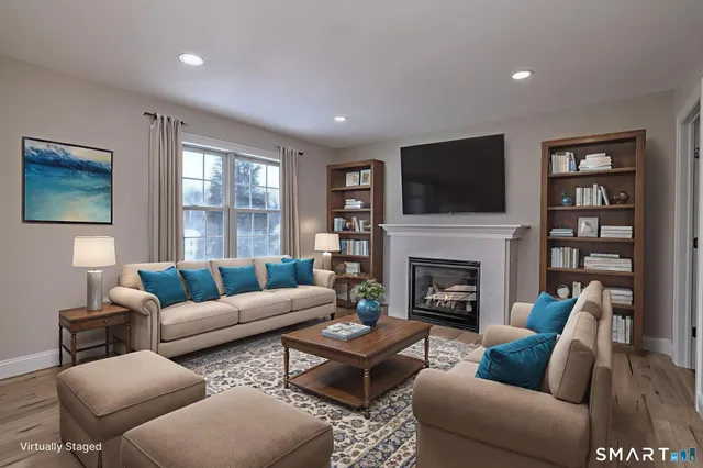 $895,000 | 109 Green Meadow Road, Milford, CT 06461