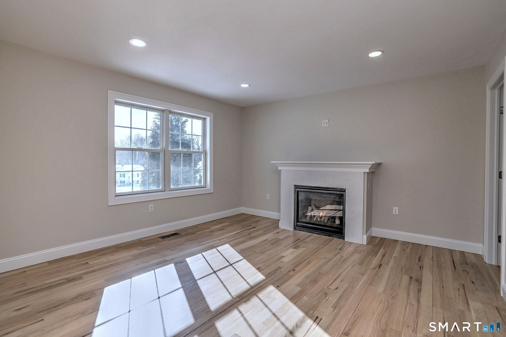 109 Green Meadow Road Milford, CT 06461 - Photo 8 of 28