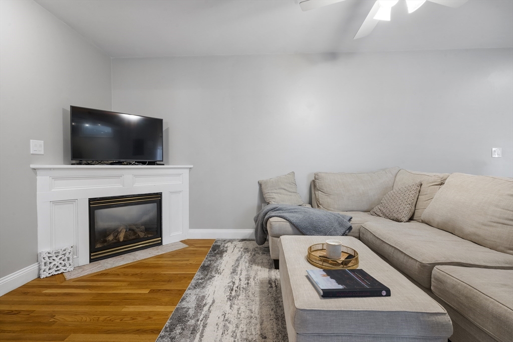 734 East 6th Street, Unit 3 Boston, MA 02127 - Photo 7 of 15