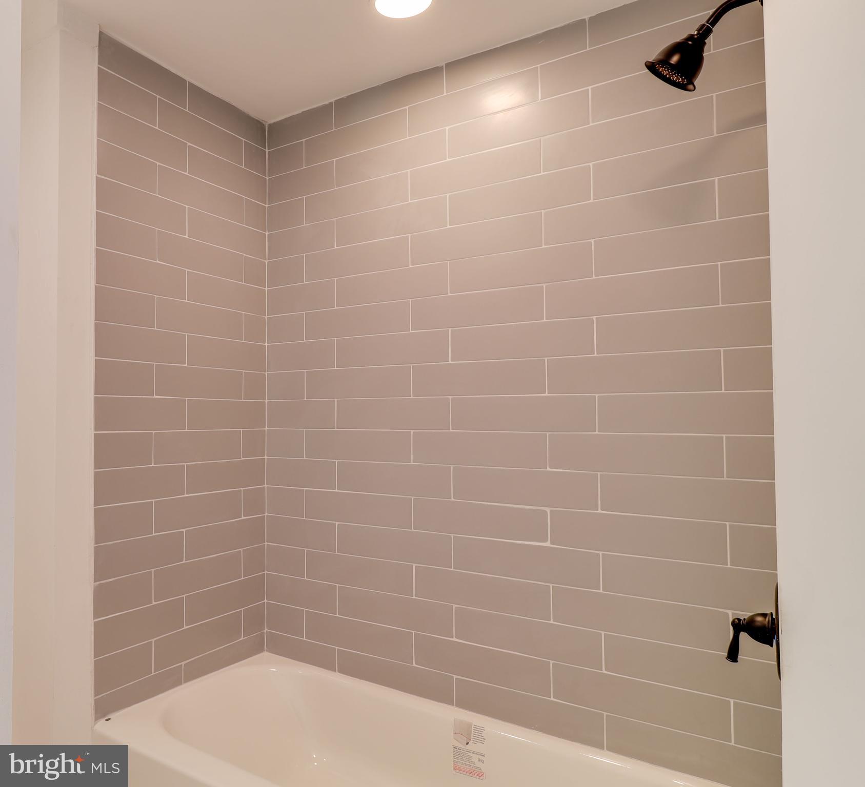 442 Via Cascata Drive Clementon, NJ 08021 - Photo 9 of 15