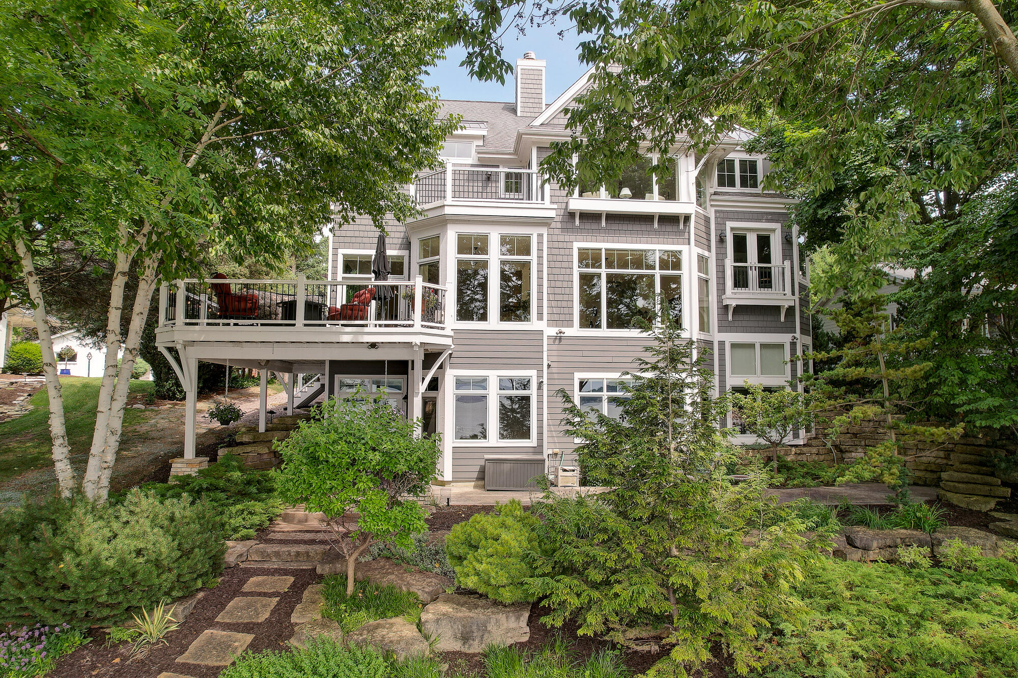W343N6293 South Bayview Road Oconomowoc, WI 53066 - Photo 11 of 104 Lakeside luxury!