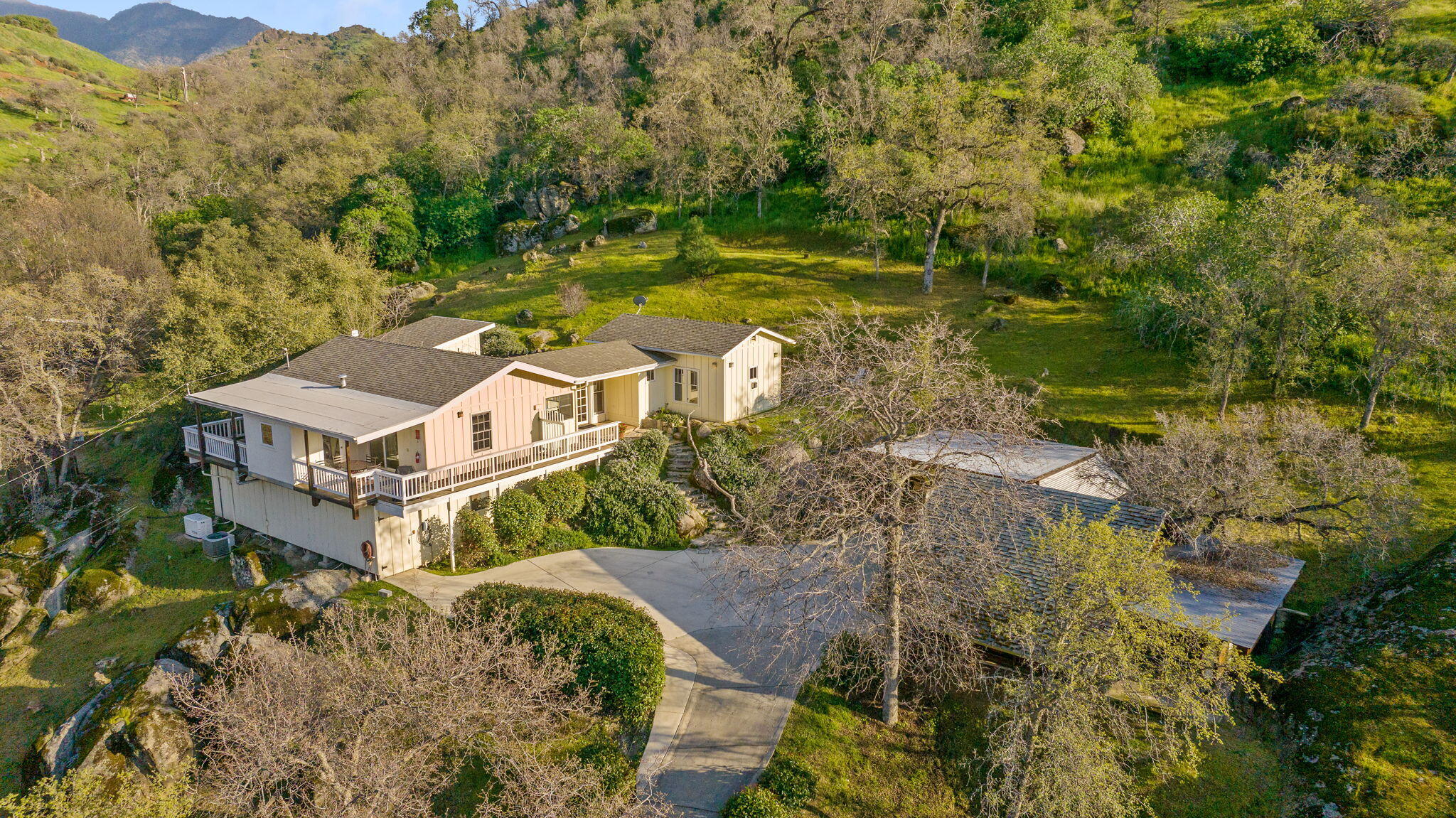40209 Redtail Lane Three Rivers, CA 93271 - Photo 137 of 167 132-web-or-mls-DJI_20260213155419_0022_D