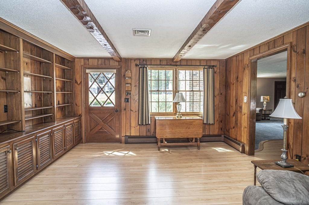 632 Middle Road Acushnet, MA 02743 - Photo 14 of 42 Gallery Image 14