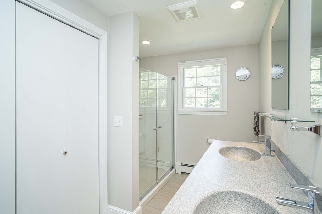 632 Middle Road Acushnet, MA 02743 - Photo 32 of 42 Gallery Image 32