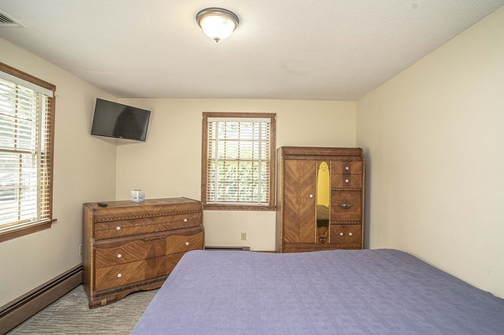 632 Middle Road Acushnet, MA 02743 - Photo 34 of 42 Gallery Image 34