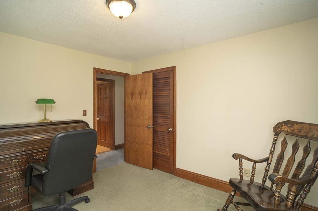 632 Middle Road Acushnet, MA 02743 - Photo 41 of 42 Gallery Image 41
