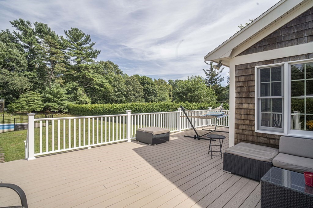 632 Middle Road Acushnet, MA 02743 - Photo 6 of 42 Gallery Image 6