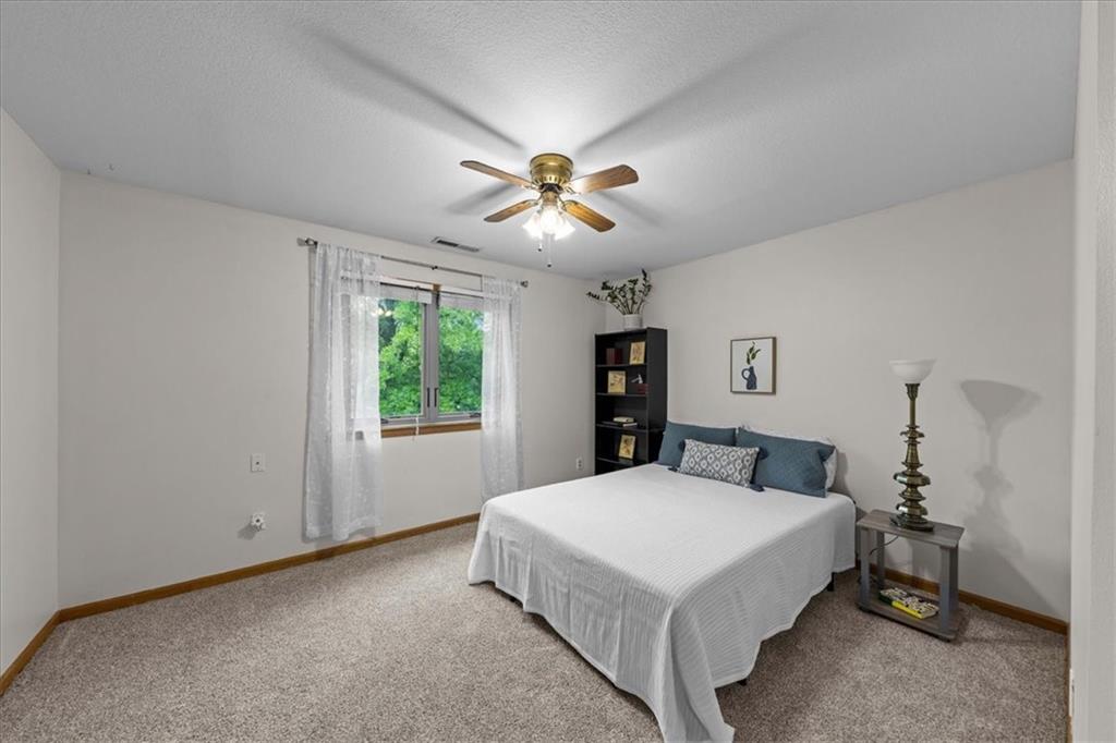 2717 Fenwick Road Lawrence, KS 66046 - Photo 20 of 28