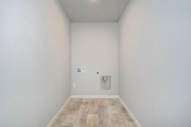 $399,900 | 49076 Silver Oaks Boulevard, Mattawan, MI 49071