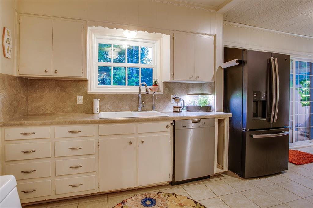 1930 Marydale Road Dallas, TX 75208 - Photo 18 of 38