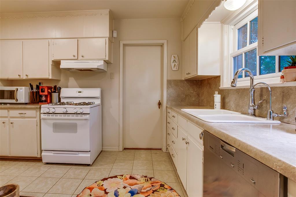 1930 Marydale Road Dallas, TX 75208 - Photo 20 of 38