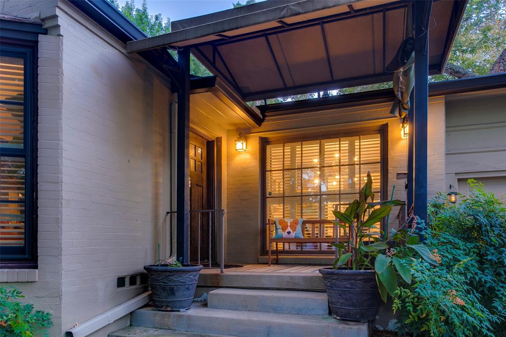 1930 Marydale Road Dallas, TX 75208 - Photo 2 of 38