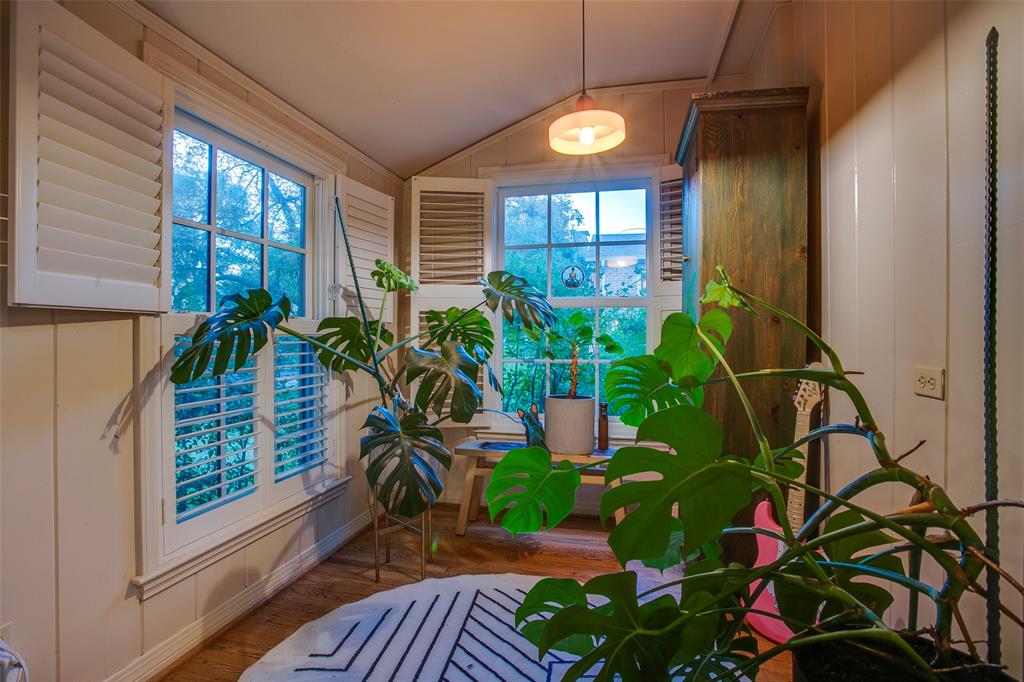 1930 Marydale Road Dallas, TX 75208 - Photo 10 of 38