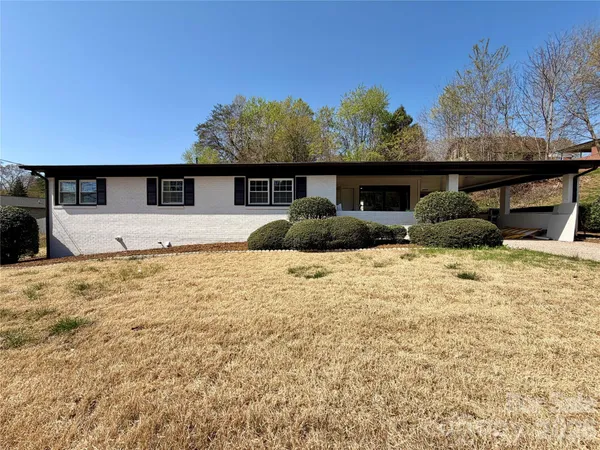 $315,000 | 202 Woodward Avenue, Morganton, NC 28655