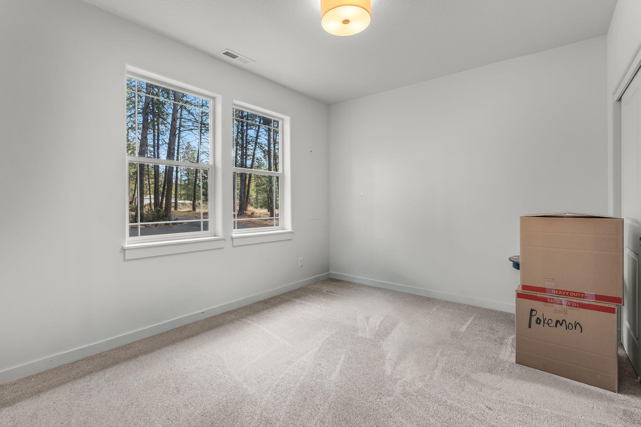 60055 Turquoise Road Bend, OR 97702 - Photo 22 of 41 Bedroom 3