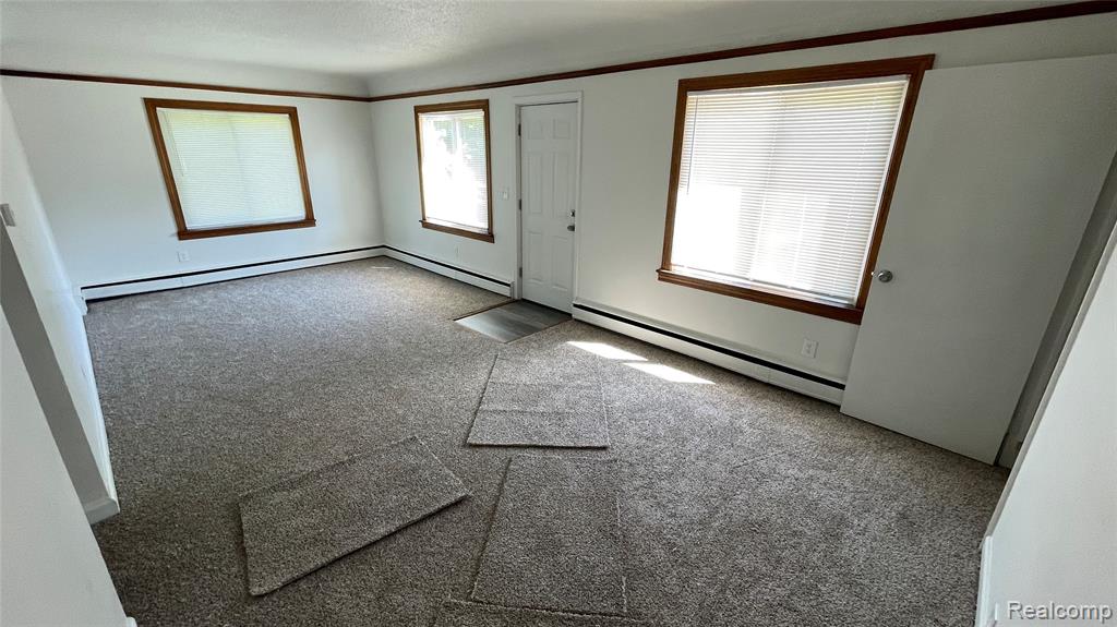 1052 Alton Road Flint, MI 48507 - Photo 12 of 22