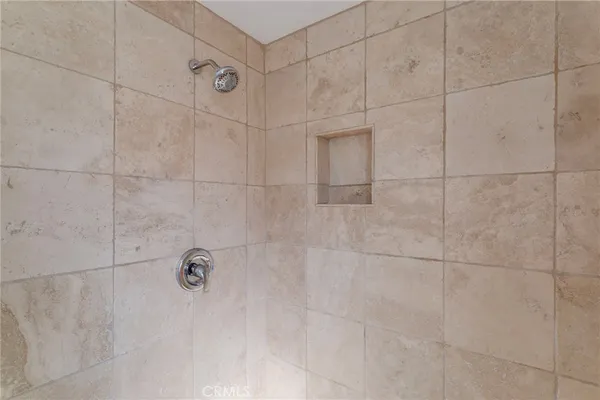 $269,000 | 304 North Jade Cove Drive, Unit 64, Long Beach, CA 90803