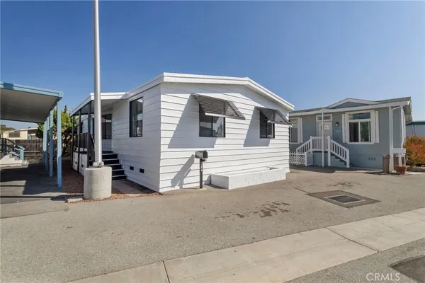 $269,000 | 304 North Jade Cove Drive, Unit 64, Long Beach, CA 90803