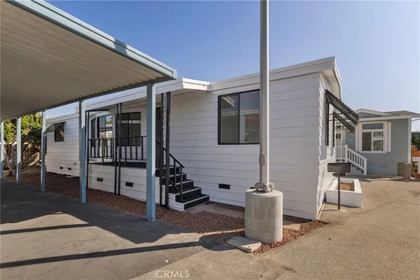 $269,000 | 304 North Jade Cove Drive, Unit 64, Long Beach, CA 90803