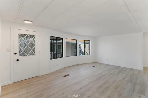 $269,000 | 304 North Jade Cove Drive, Unit 64, Long Beach, CA 90803