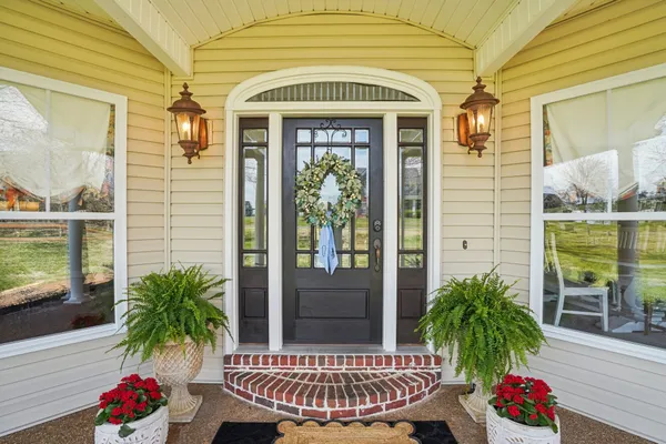 $745,000 | 1000 Bradby Drive, Burns, TN 37029