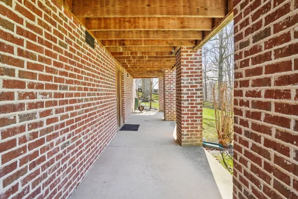 $745,000 | 1000 Bradby Drive, Burns, TN 37029