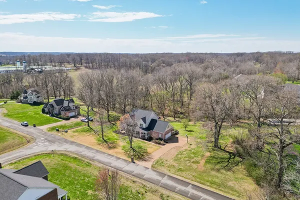 $745,000 | 1000 Bradby Drive, Burns, TN 37029