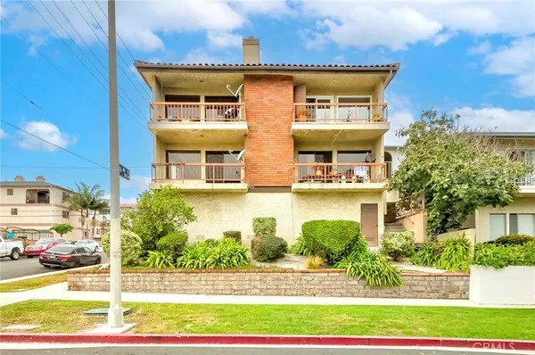 $445,000 | 912 West 18th Street, Unit 1, San Pedro, CA 90731