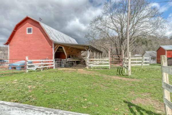 $620,000 | 4456 Lee Highway, Marion, VA 24354