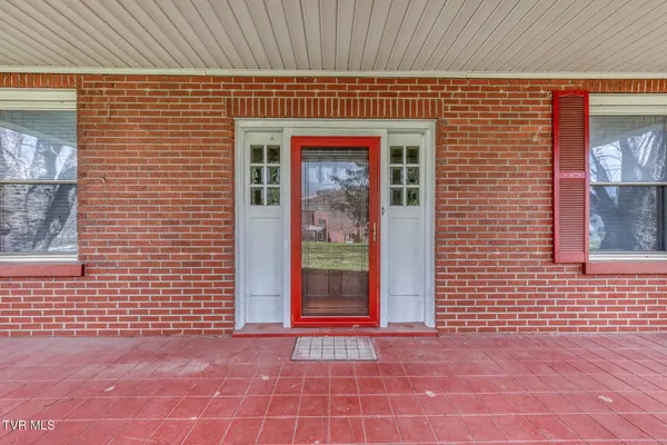 $620,000 | 4456 Lee Highway, Marion, VA 24354