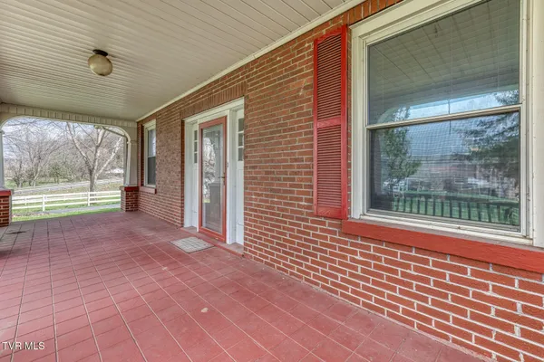 $620,000 | 4456 Lee Highway, Marion, VA 24354