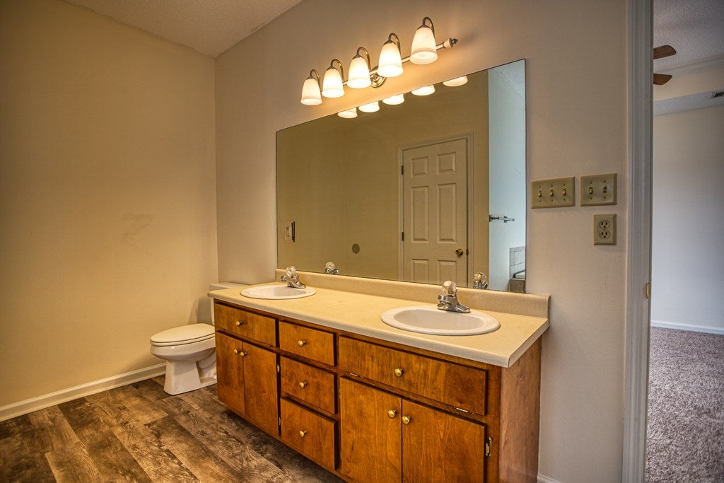 4811 Johnson Road South Valdosta, GA 31601 - Photo 22 of 38 Gallery Image 22