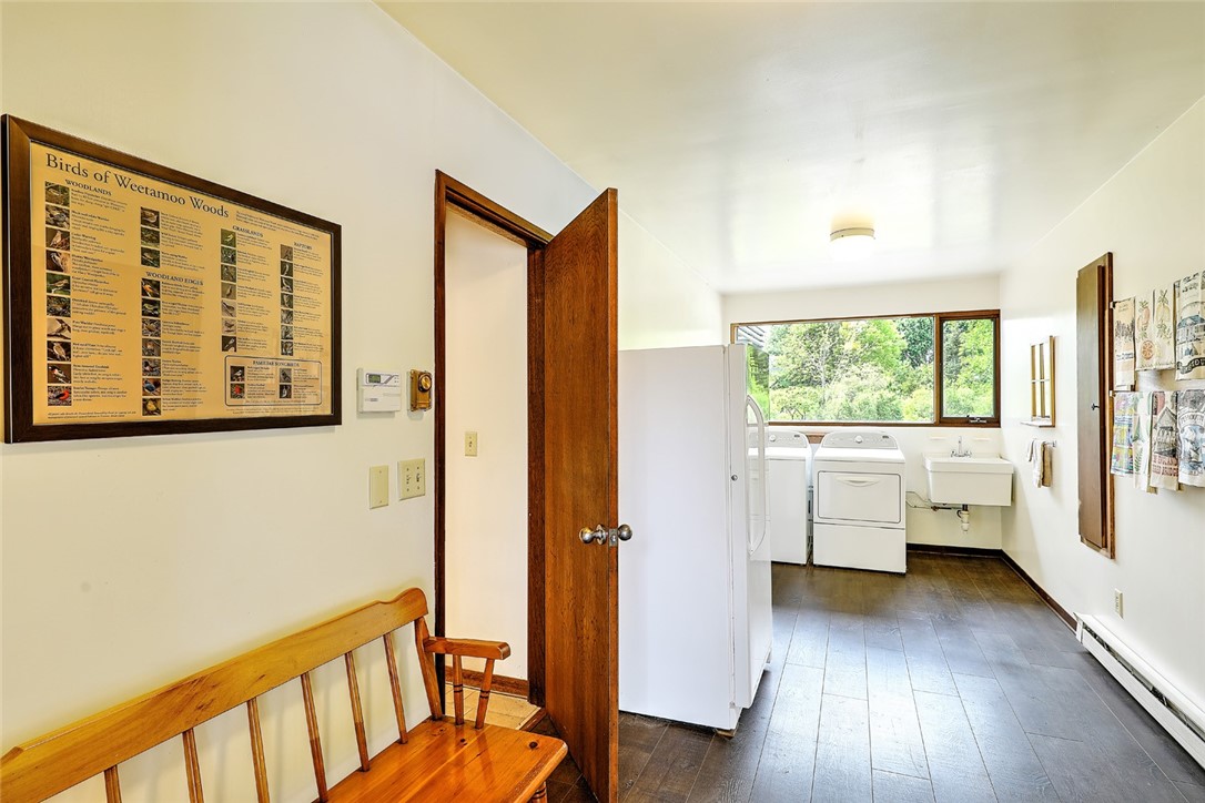 266 Indian Point Road Tiverton, RI 02878 - Photo 22 of 48