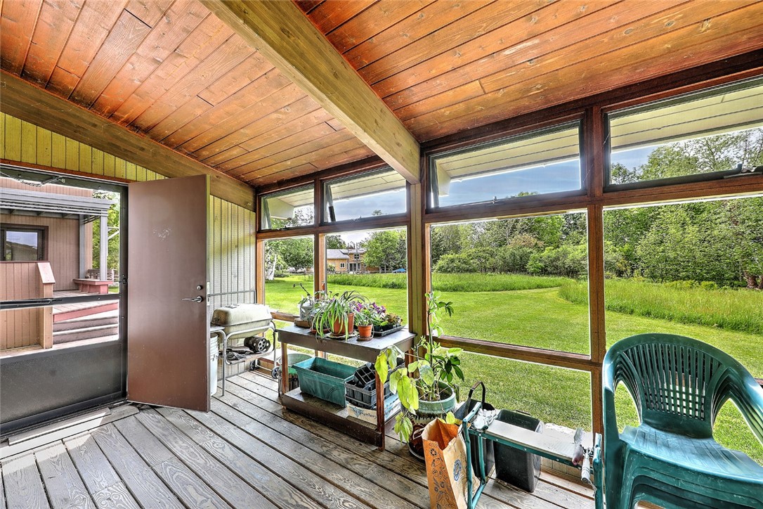 266 Indian Point Road Tiverton, RI 02878 - Photo 39 of 48 Garden Room