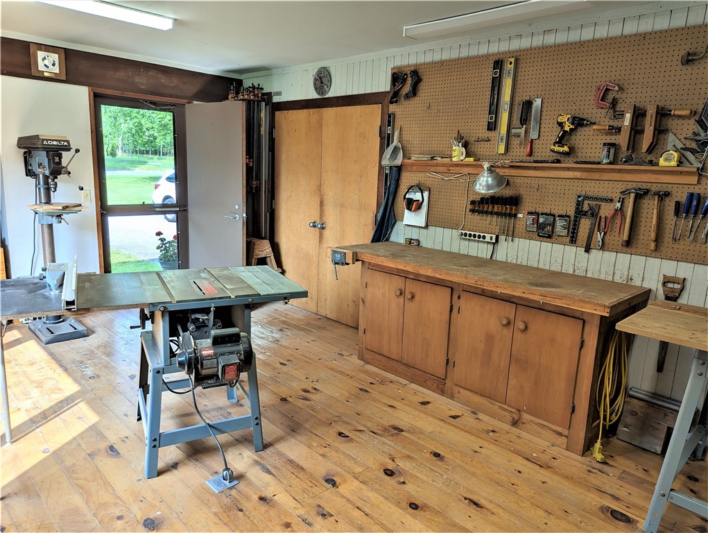 266 Indian Point Road Tiverton, RI 02878 - Photo 40 of 48 Workshop/Studio