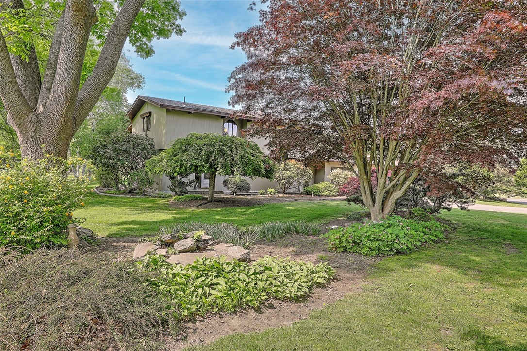 266 Indian Point Road Tiverton, RI 02878 - Photo 5 of 48