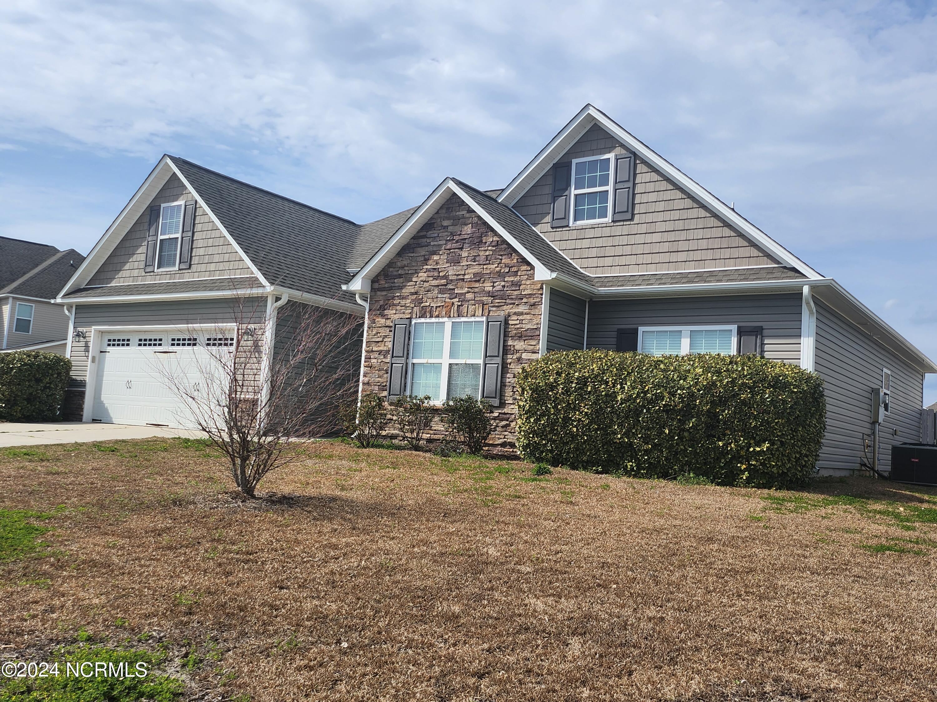 512 Romper Road Sneads Ferry, NC 28460 - Photo 4 of 32 20240228_130700