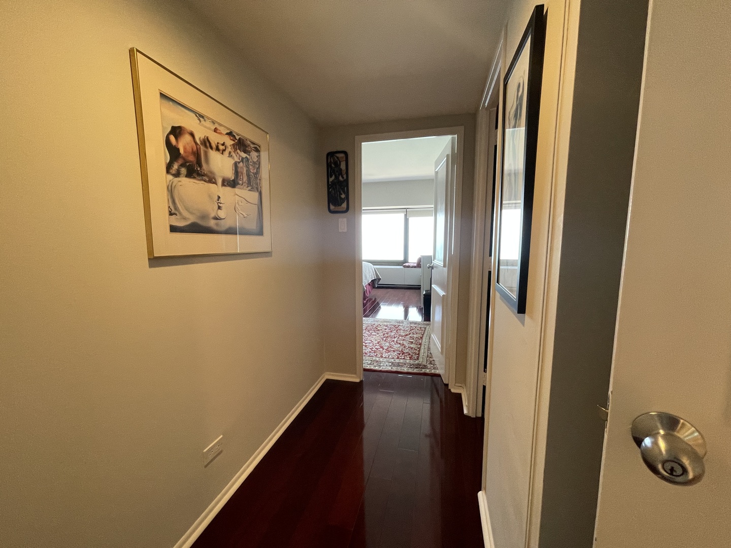 175 East Delaware Place, Unit 6706 Chicago, IL 60611 - Photo 20 of 30 a view of a hallway with a elevator