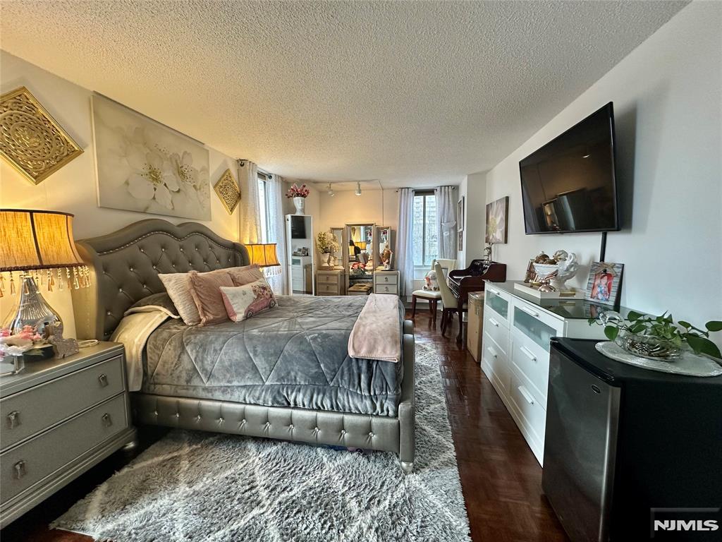 160 Overlook Avenue, Unit 2D Hackensack, NJ 07601 - Photo 19 of 28