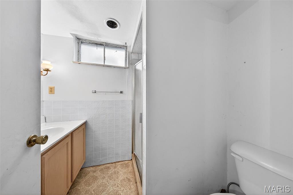 208 Mexico Road Wentzville, MO 63385 - Photo 23 of 33