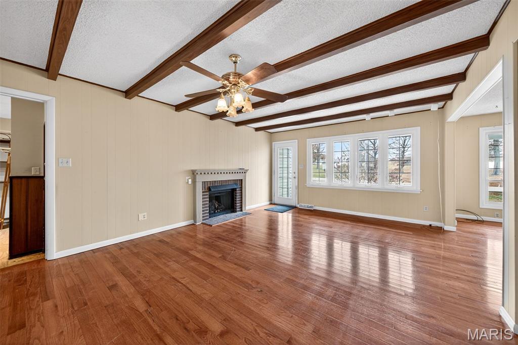 208 Mexico Road Wentzville, MO 63385 - Photo 5 of 33