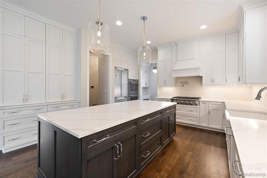 1922 Traceky Rochester Hills, MI 48306 - Photo 23 of 51