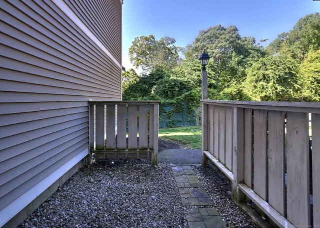 $159,900 | 471 Whalley Avenue, Unit G, New Haven, CT 06511