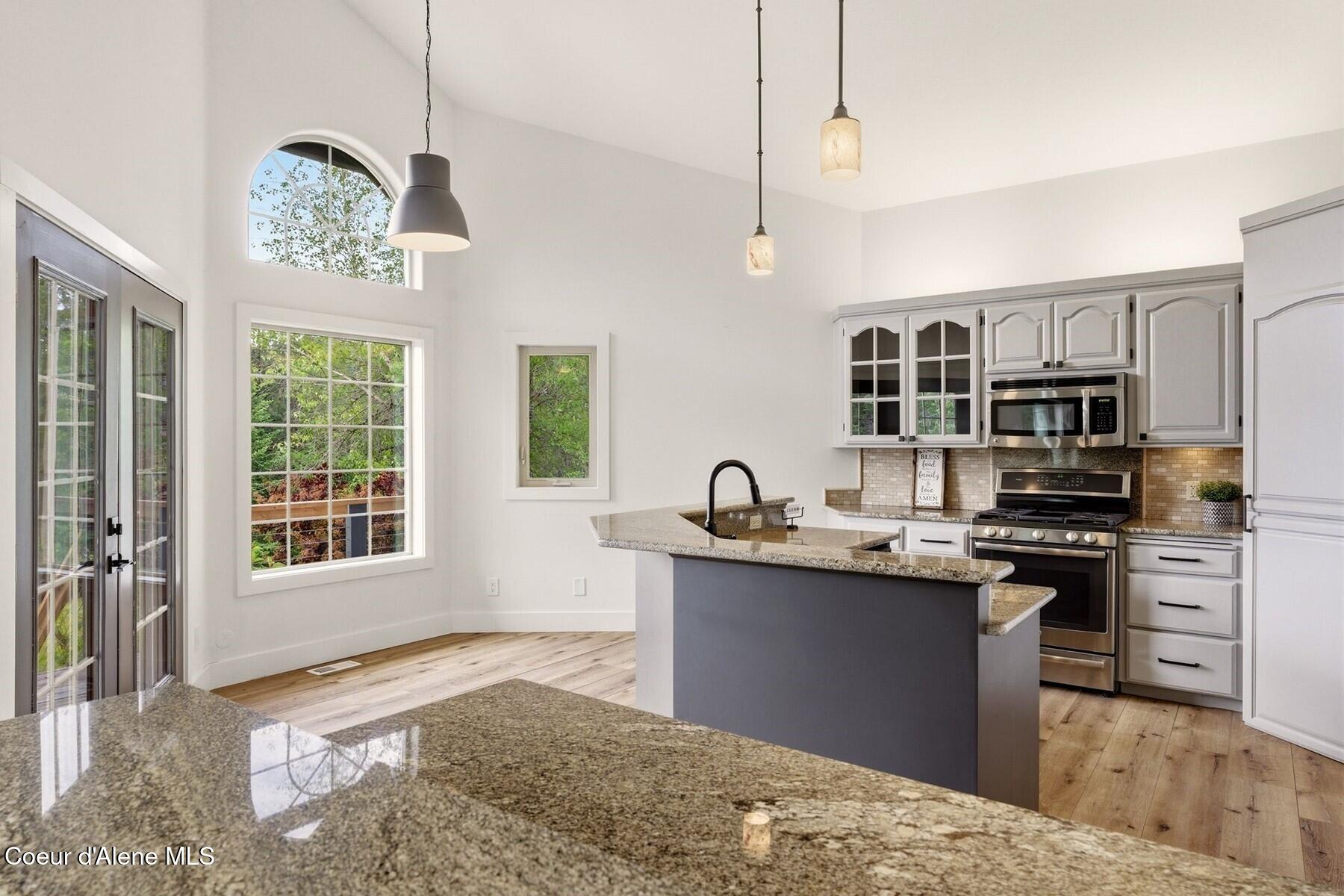 10988 West Thompson Road Coeur D'Alene, ID 83814 - Photo 16 of 71 The Heart of Home